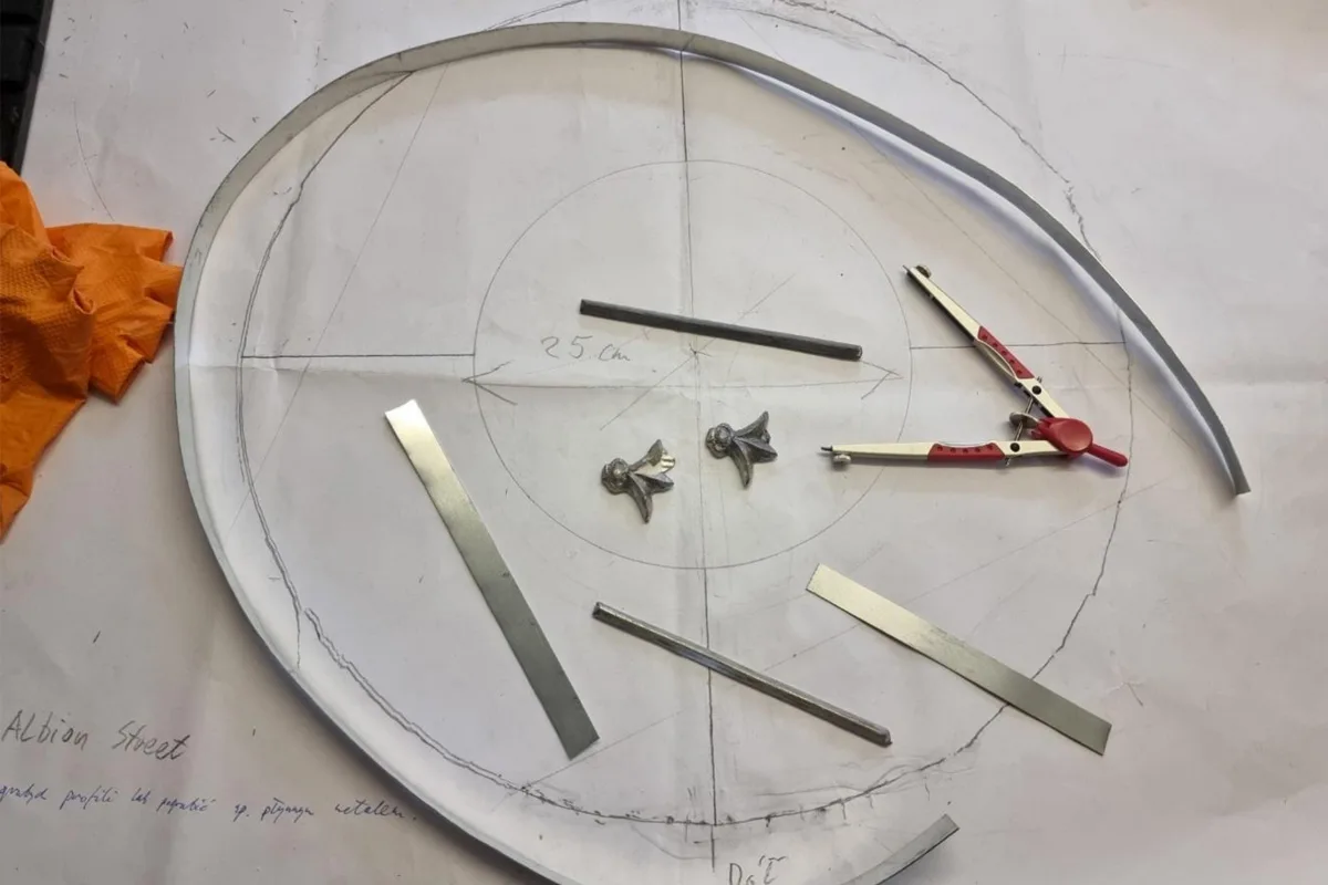 Georgian fanlight renovation